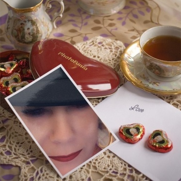 Meet your Posher, Lillian - Picture 1 of 1